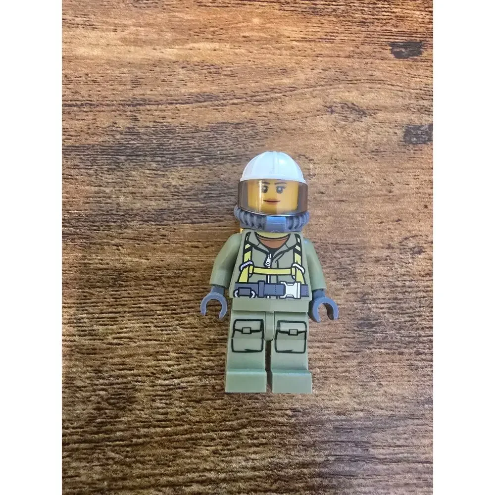 LEGO City Volcano Explorer minifigure from 2016